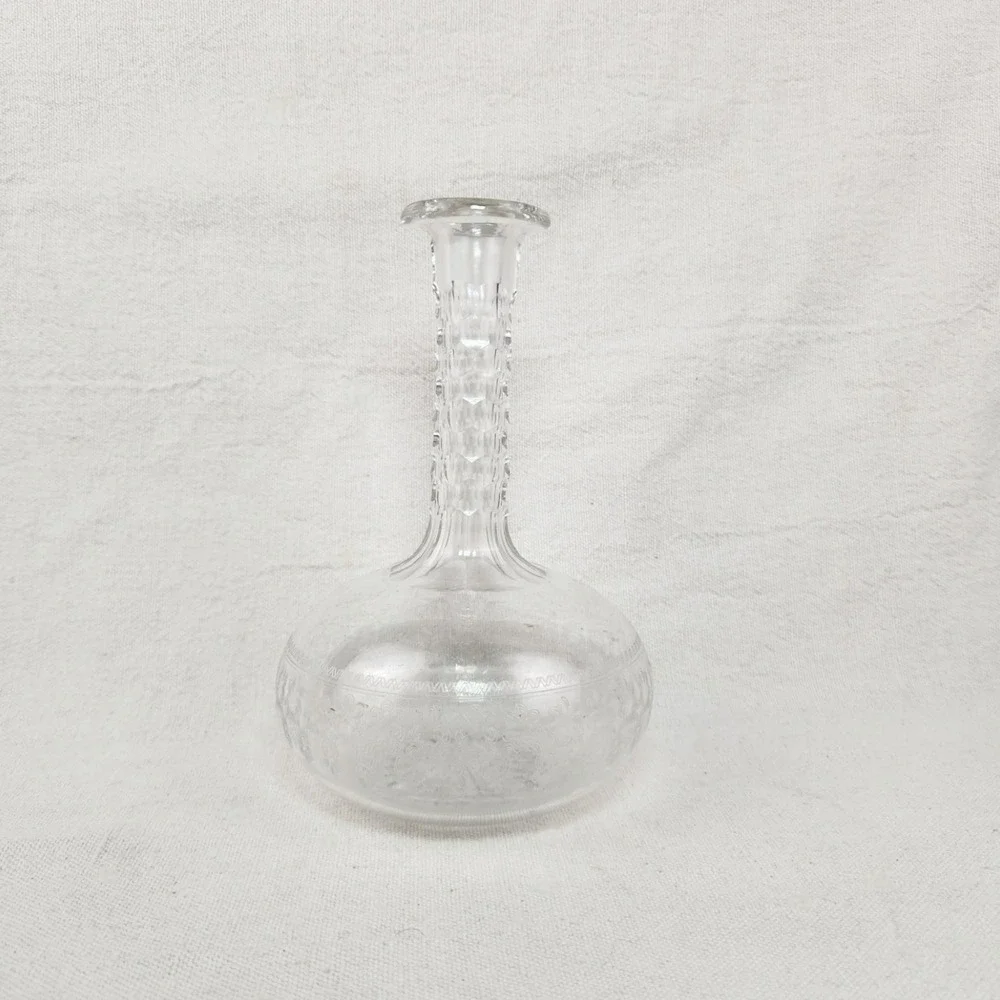 Vintage Etched Clear Glass Decanter Faceted Neck Starburst Base 8 Inch